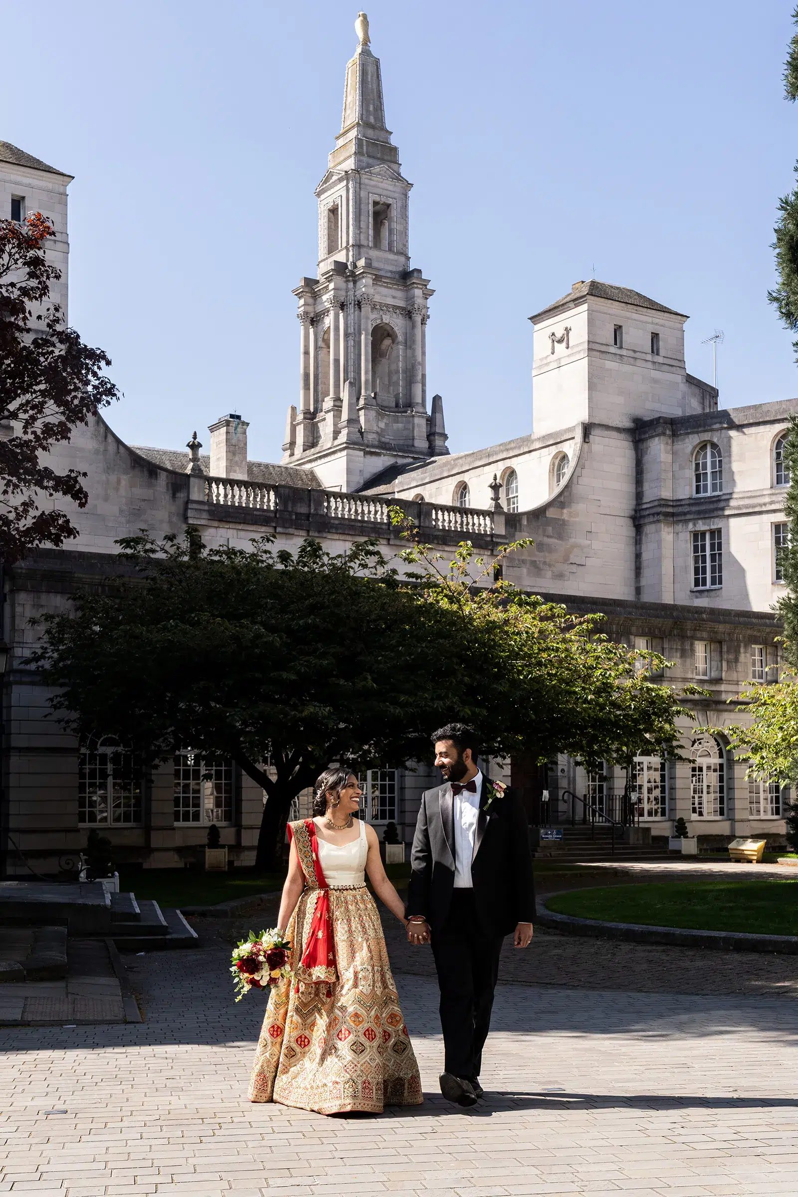 Leeds Civic Hall wedding rear building portrait